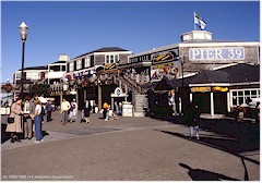 Pier 39 mit verschiedenen Lden