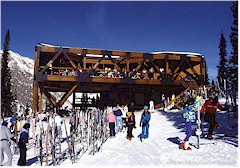 Bergrestaurant im Skigebiet