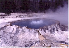 Punch Bowl Spring im Upper Geyser Basin des Yellowstone NP