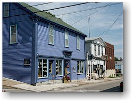[ shops in lunenburg ]
