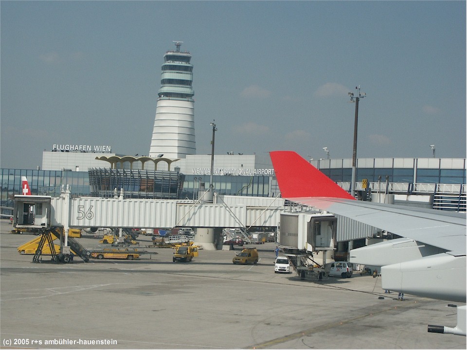 [ flughafen wien ]