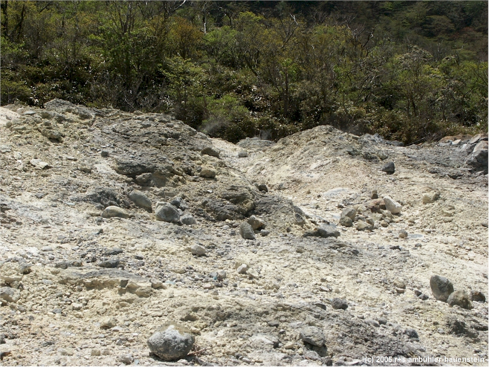 [ hakone: geotherme bei owakudani aus der nhe ]