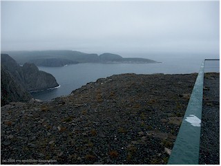 [ blick vom nordkapp auf den nrdlichsten landspitz europas ]