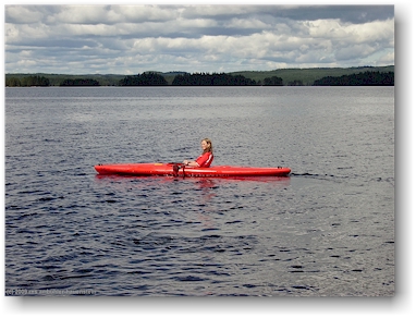 katrin im kajak auf dem stora br
