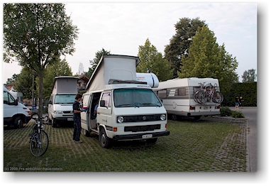 unser "jogi" auf dem campingplatz rust, D