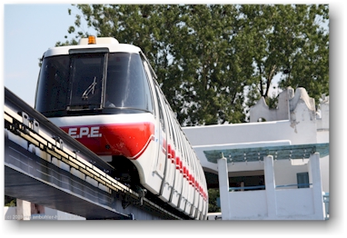 europa park express - dieser monorail fhrt durch den ganzen park