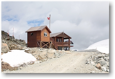 htte auf dem little whistler peak