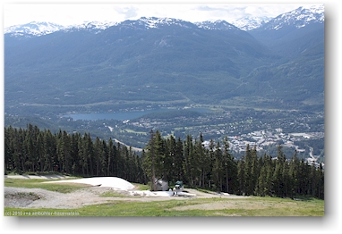 station zwischen solar coaster und wizard express bei whistler, CAN