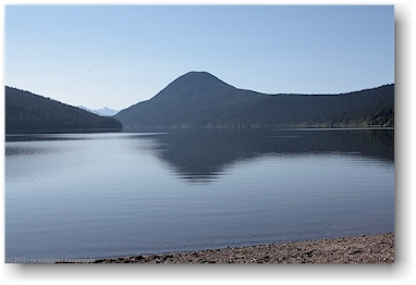 morgenstimmung am bowron lake, CAN