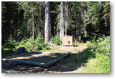 zeltplatz mit baer locker am kibbee lake, CAN