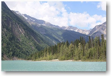 ufer des kinney lake im mount robson provincial park, CAN