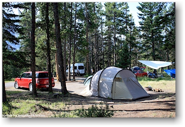 unsere zelte auf dem tunnel mountain village 1 campground im banff national park, CAN