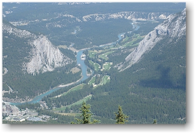 blick von der aussichtsplattform beim sulphur mountain auf den bow river im banff national park, CAN