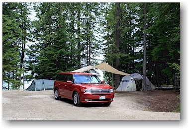 unsere zelte auf dem campingplatz des mcdonald creek provincial park, CAN