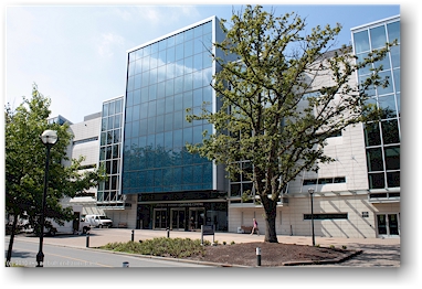 front des irving k. barber learning centre auf dem campus der university of british columbia (UBC), vancouver, CAN