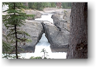 natural bridge im yoho national park, CAN