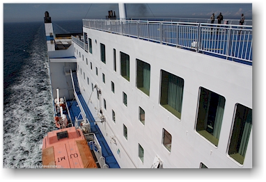 blick richtung heck der faehre finnmaid