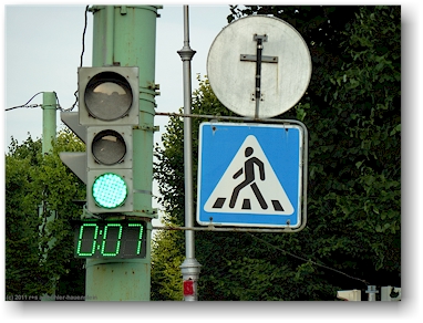 verkehrsampel mit countdown in sankt petersburg, RU