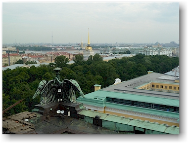 blick vom dom der isaakskathedrale (isaakievsky sobor) auf die admiralitaet und die peter-paul-festung in sankt petersburg, RU
