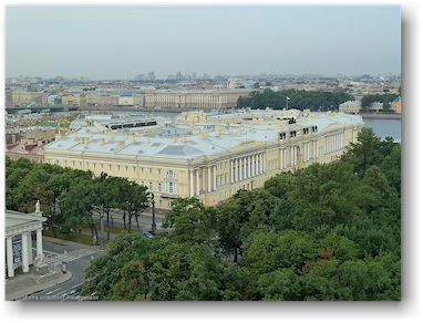 blick vom dom der isaakskathedrale (isaakievsky sobor) auf senat und synod in sankt petersburg, RU