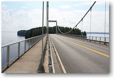 haengebruecke der strasse 314 in der naehe von heinola, FI