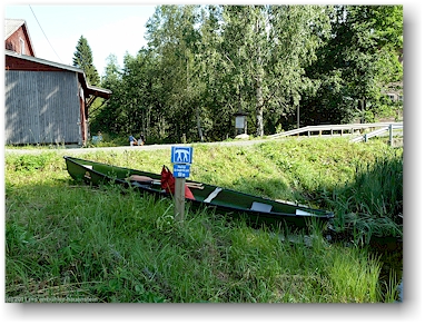 portage um die viitakoski stromschnellen und die alte muehle auf der eichhoernchen-route (oravareitti) zwischen juva und sulkava, FI