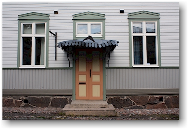 haustuere in der altstadt von naantali, FI