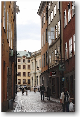 enge gasse in der altstadt gamla stan in stockholm, SE