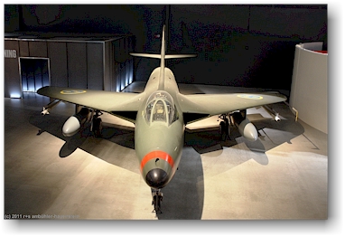 J 34 - Hawker Hunter im flygvapenmuseum (luftwaffenmuseum) bei linkoeping, SE