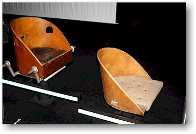 pilotensitze der ersten generation im flygvapenmuseum (luftwaffenmuseum) bei linkoeping, SE