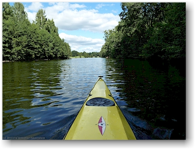fahrt im kajak durch den kanal bei hovetrop, SE