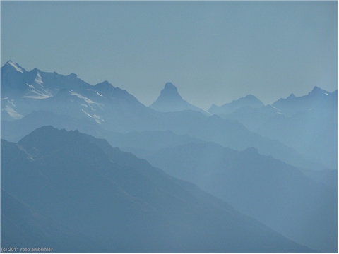 16:19 blick auf's matterhorn im dunst