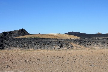 erstarrter lavastrom in der geothermisch aktiven zone leirhnjukur bei krafla