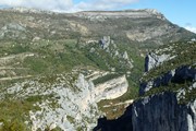 blick von der route du crêtes richtung rougon.