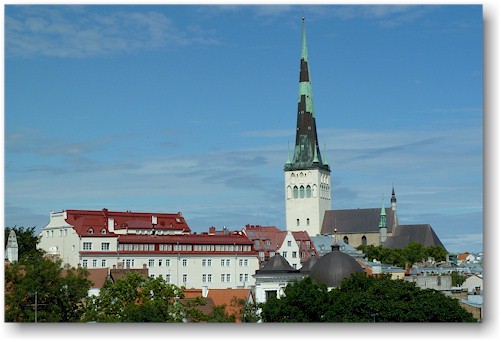 oleviste kirik in der altstadt von tallinn