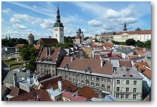 aussicht vom rathausturm in tallinn richtung westen