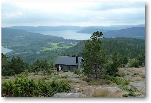 blick vom gipfel des skuleberget richtung norrfjaerden