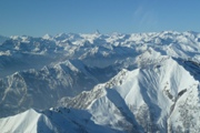 (kurz vor domodossola, italia, 8954 ft, 104 kt, 16:09)