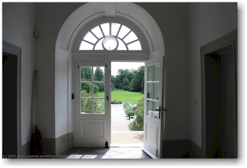 tuere zum park im schloss eutin