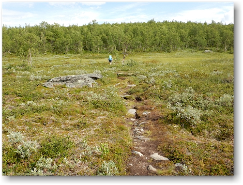 kungsleden im pieljekaise nationalpark oestlich des lutaure