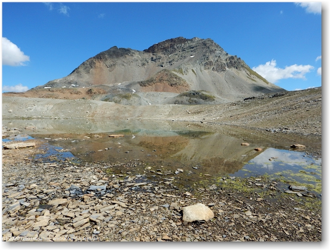 tuempel im val pischa mit piz pischa