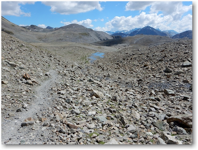 wanderweg ueber den fuorcla pischa
