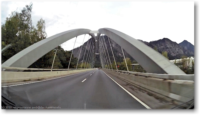 bruecke im verlauf der strasse 28 bei landquart