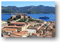 forte stella und leuchtturm plus faehre in portoferraio