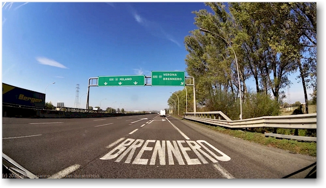 ausfahrt von der A1 zur A22