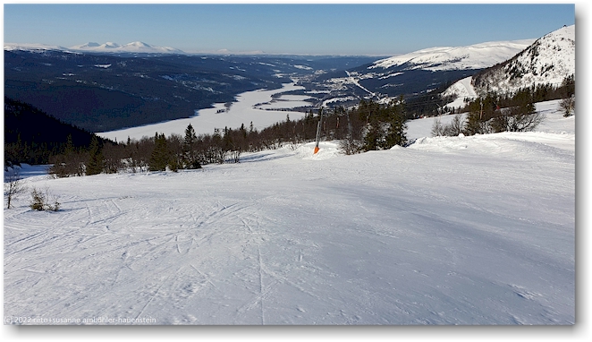 blick von der skipiste auf den aresjoen bei are