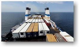 offenes autodeck auf der finnmaid