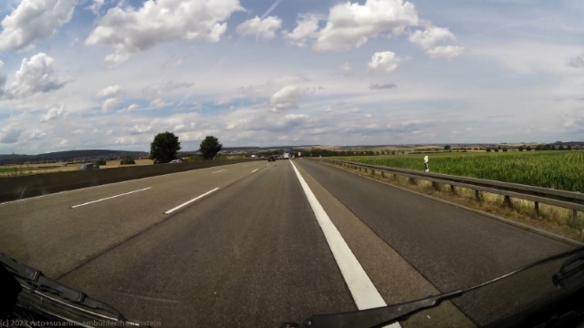 freie fahrt auf der A5 kurz vor der ausfahrt butzbach