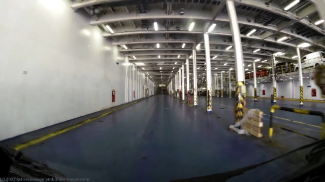 einfahrt in die stena scandinavica im ueberseehafen kiel