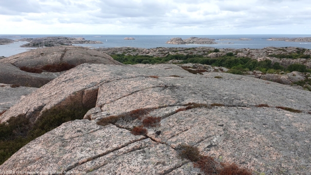 blick vom gullviksberget auf den bottnefjorden bei bovallstrand
